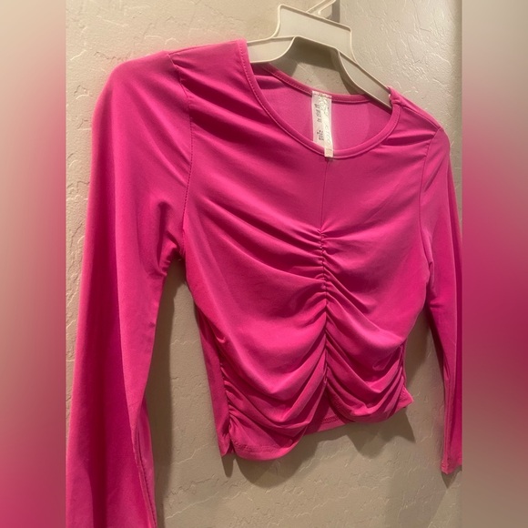 ‼️PINK TWO-PIECE SET‼️ - Picture 2 of 8